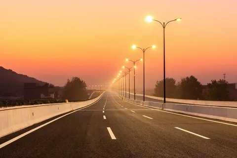 See More About Postos de lámpara en la infraestructura vial moderna